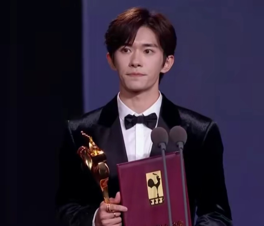 夸克网盘.《酱园弄》百度云网盘 阿里云网盘 夸克网盘 资源(HD-高清)【迅雷资源1280P高清】-热文榜资源