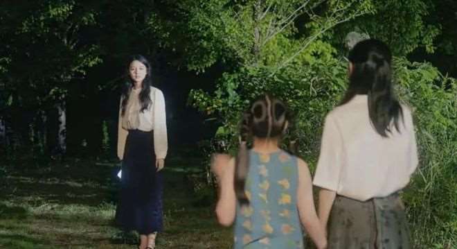 夸克网盘《一觉醒来!我和外婆做姐妹》百度云网盘 阿里云网盘 夸克网盘 资源【1280P高清】阿里云盘链接-热文榜资源