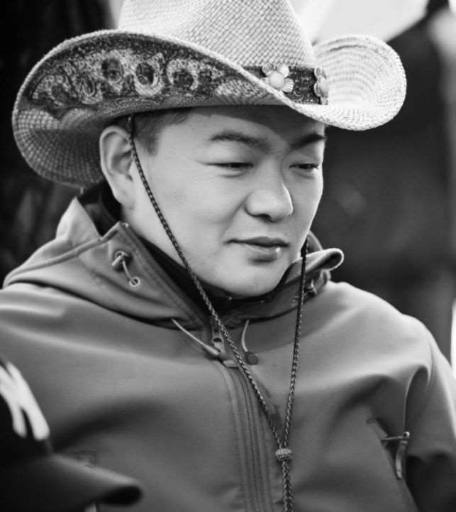 夸克网盘《大生意人》百度云盘迅雷BT种子泄露超清晰版「HD1280P/夸克网盘-MKV」【1080p高清】-热文榜资源